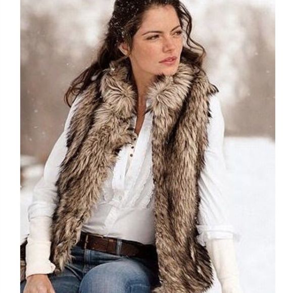 Eddie Bauer Jackets & Blazers - Eddie Bauer Faux furr vest jacket women’s size L